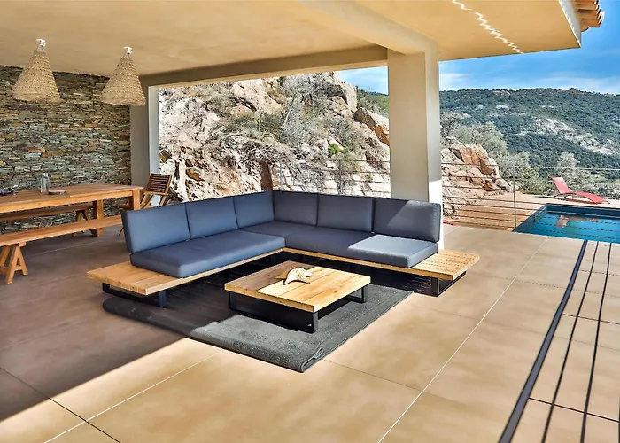 Petra Mare * Cargèse