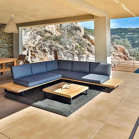 Petra Mare * カルジェーズ